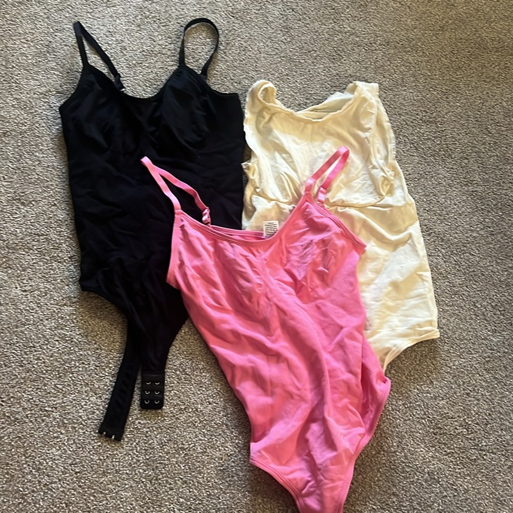 Three (3) HeyShape Body Suit Large Lot. NWOT